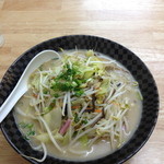 てるのちゃんぽん亭 - ちゃんぽん全景。