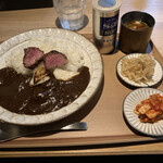 炭火焼肉 肉の匠 ひうち - 黒ビーフカレーハラミトッピング　1200円