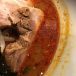 青竹手打ちらーめん 夢現 - めっちゃ辛そう。けれどそうでもない。