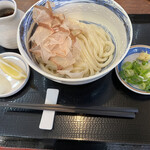 こだわり手打ちうどん 山 - 