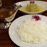 アカシア - ロールキャベツシチュー、極辛カレーライス