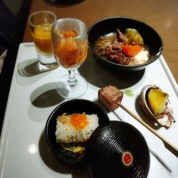 ブッフェアンドカフェ スロープサイドダイナー ザクロ - 