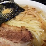 塩そば専門店 桑ばら - 麺が太い塩そば