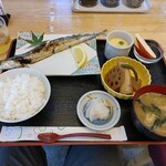 Shunsai Yushima Nanten - さんま塩焼き（小ごはん）
