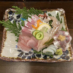 かもめ食堂 - 刺し身の盛合せ