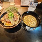 時屋 - 豚つけ麺スペシャル