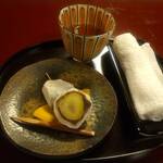 京・富小路 天ぷら吉川 - 栗餅　粒あん