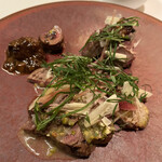 メイ - レバー、ハラミ、タン、ハツ、ロニョン（腎臓）の柚子胡椒のソース、茗荷、大葉