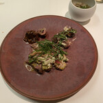 メイ - レバー、ハラミ、タン、ハツ、ロニョン（腎臓）の柚子胡椒のソース、茗荷、大葉