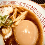 きたかた食堂 - ● 醤油ラーメン【煮卵入り】     ¥790-
            ● トッピング 【チャーシュー】 ¥200-
            ● スッキリ仕立て希望