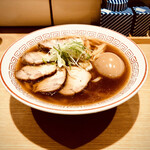 きたかた食堂 - ● 醤油ラーメン【煮卵入り】     ¥790-
            ● トッピング 【チャーシュー】 ¥200-
            ● スッキリ仕立て希望