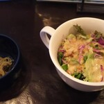 うみからそらへ - サラダと小鉢（春雨の中華和え）