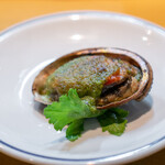 ピアット ミツ - 鮑のオーブン焼き