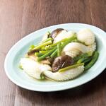 鶏中華 ヤンヤン飯店 - 