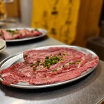 ツラとキモ 炭火焼肉 いわしげ - 