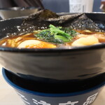 はま寿司 - 横浜家系ラーメンにんにくのせ