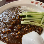 中華大新 - ジャージャー麺、