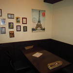 パリが漂う2階のお席