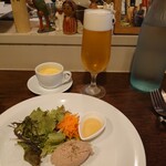 Bisutoroankoru - ランチビールで前菜