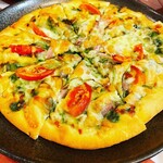 居酒屋しゃんがり - へしこピザ