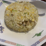 おおぎやラーメン - 半チャーハン