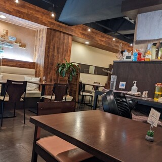 ウィズカフェバール ケー_2