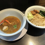 らーめん三極志 - プーパッポンカレーつけ麺(1000円)