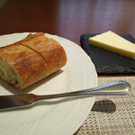 KAIRADA - パンとバター