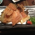 海臨丸 - カレイの骨の唐揚げ