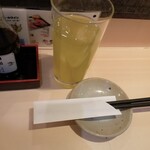 立飲み寿司 三浦三崎港 めぐみ水産 - セッティング