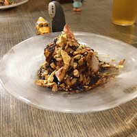 中華 本田 - よだれ鶏の冷製です（柔らかい）
                      アーモンド仕立てで、少し濃いめの味つけ