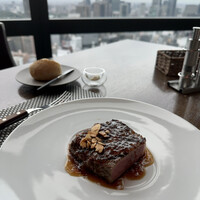Prime42 steakhouse & sky bar - 