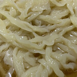 中華そば　ほりこし - 麺はモチモチしてます。