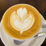 SUTTENDO COFFEE - カフェラテ