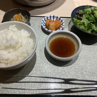 牛刺しと焼肉 仔虎 クリスロード店 - 