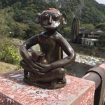 水車茶屋 なのはな - 橋の上に表情豊かな河童がいます。♪