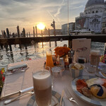 THE GRITTI PALACE - Sunrise