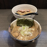 つけ麺 陽 - 濃厚つけ麺（880円）