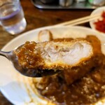 らーめん優月 - カツのアップ①