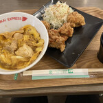 親子丼 トリカイ エクスプレス - 