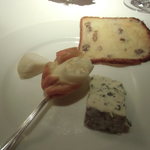 コート ドール - チーズ盛りあわせ（エポワーズ、フロムダンベール、シェ－ブル）