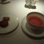 コート ドール - ハーブティと小菓子