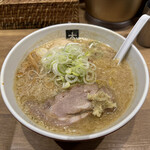 大島 - 遠目アングル