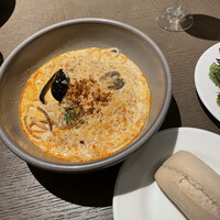 COLONIAL BEACH 横浜ハンマーヘッド - 