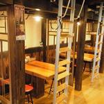 鳥吉 - 店内の様子