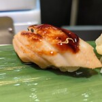 立食い寿司 根室花まる - 煮穴子(370円)