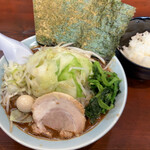 Kaminokawa Konshinya - 野菜ラーメン（黒胡椒味噌）