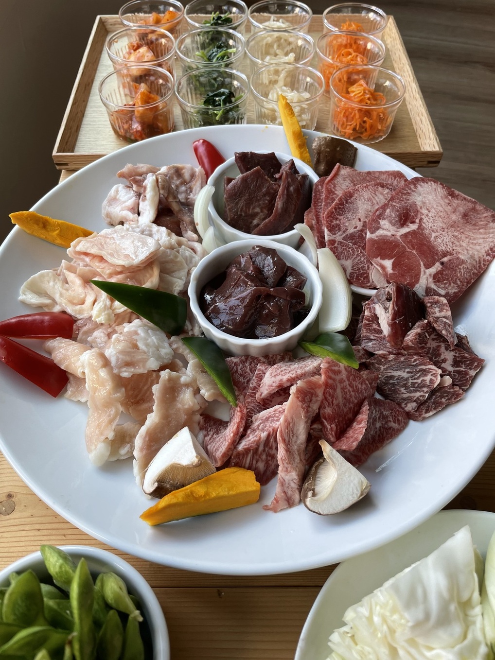 ヤキニクです。 和牛焼肉食べ放題 ヤキニクギャング 梅田店のご予約 - 東梅田