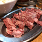 肉問屋直営 食肉市場 とんちゃん焼肉 大王 - ハラミ