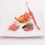 Romiele da REGA - 24ヶ月熟成パルマ産生ハムとサラミの盛り合わせ